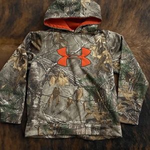 Under Armour Youth Large Camo Hoodie